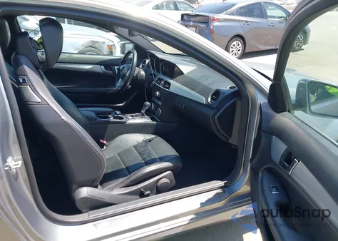 2012 Mercedes-Benz C 250 from USA, damaged, VIN WDDGJ4HB1CF852051